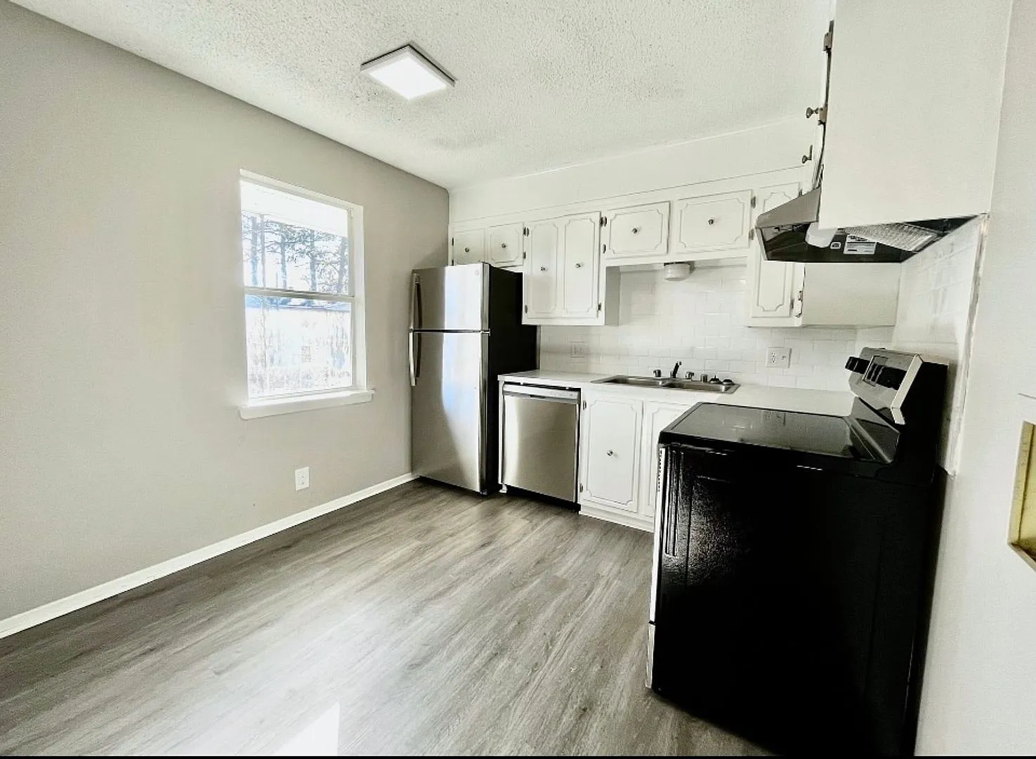 32 Stoneybrook (Sanabel) — Photo 3