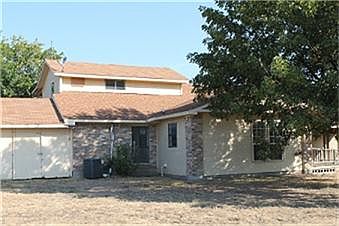 2nd image of 1301 Lariat Cir
