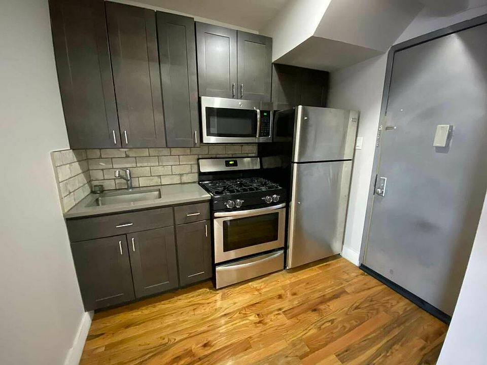 1st image of 559 39th St #1R