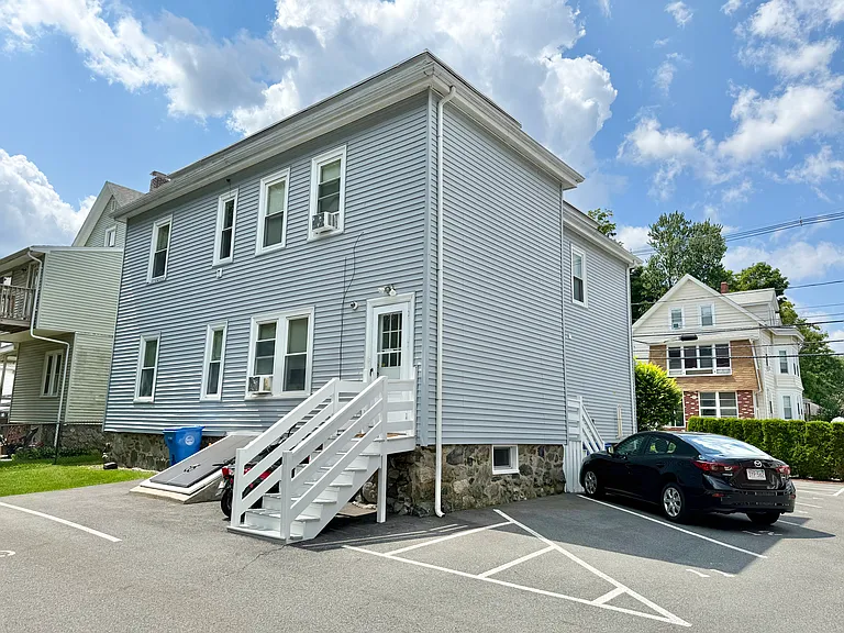 158 Lowell St #1 — Photo 13
