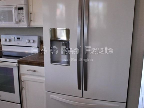 4th image of 1476 E Silver Creek Rd