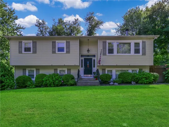 12 Delo Drive, Tappan, NY 10983