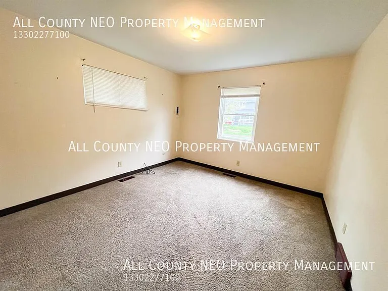 481 Tompkins Ave — Photo 6