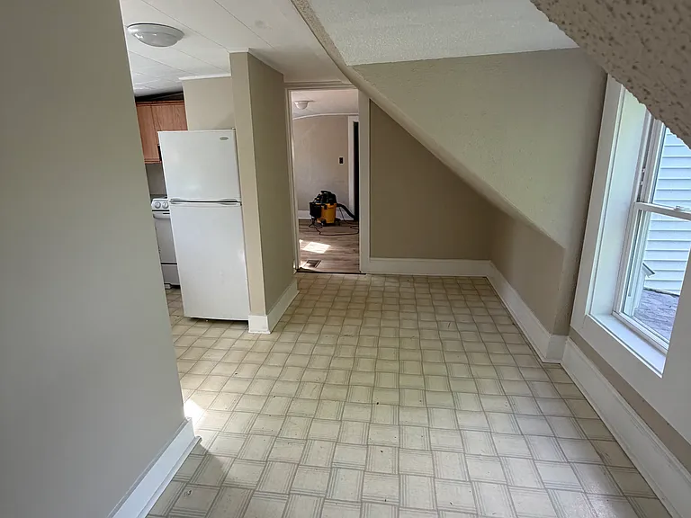 20 Canal St #B — Photo 6