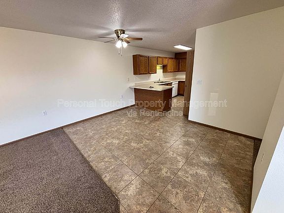 4th image of 455 22nd St E #E
