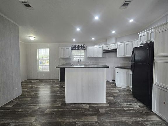3rd image of 118 Todd St #118