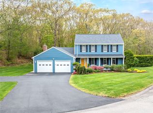 10 Viking Ct, North Kingstown, RI 02852