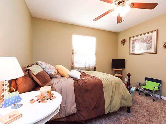 2nd image of 1033 William Glen Rd