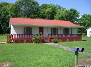 153 Walnut St, Hollywood, AL 35752