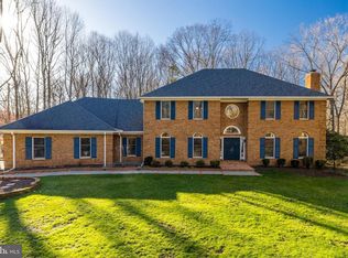 400 Montpelier Rd, Great Falls, VA 22066