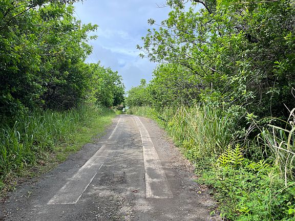 2nd image of Kekuhaupio Rd Lot 5