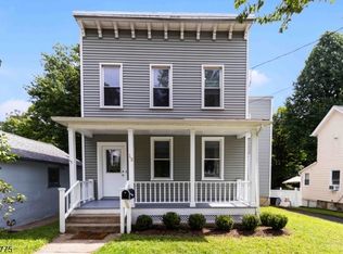 13 Malcolm St, Morristown Town, NJ 07960
