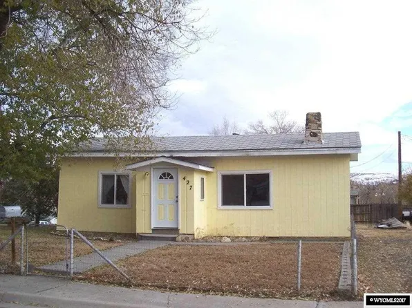427 N 8th St, Thermopolis, WY 82443
