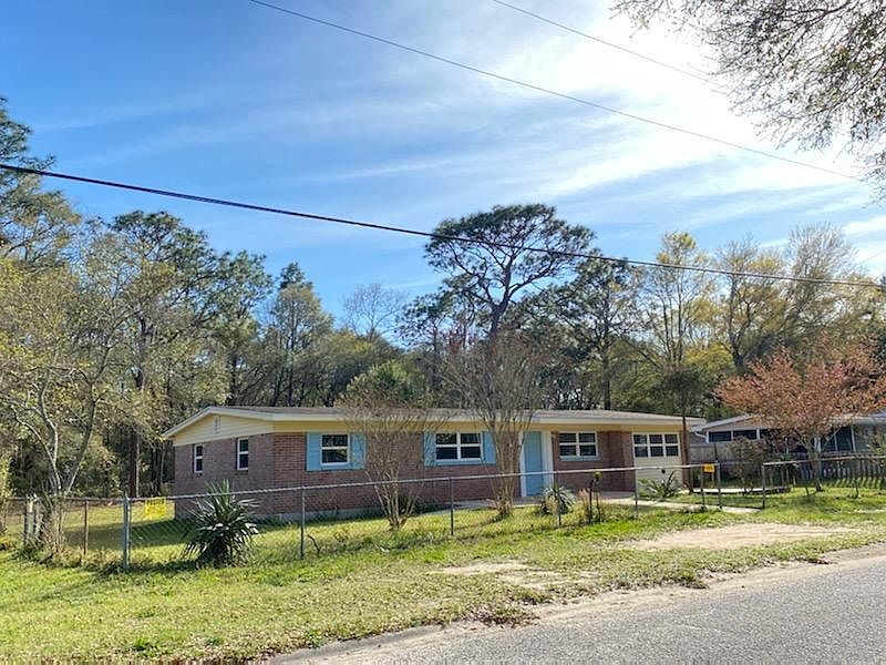 1st image of 6445 Julia Dr