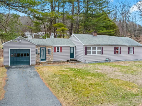 210 Hanover Street, Hartford, VT 05001