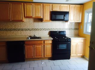 122 N 4th St, Darby, PA 19023