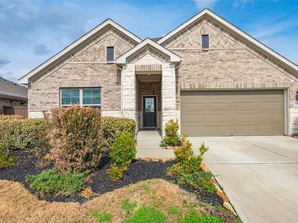 2107 Santa Ana Way, Baytown, TX 77523