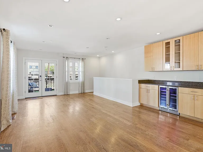 1820 Independence Ave SE #1 — Photo 10