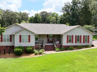153 Timber Ridge Dr, Lexington, TN 38351