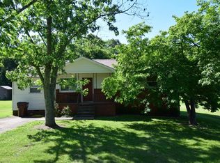 611 Old Cemetery Rd, Madisonville, TN 37354