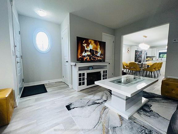 3rd image of 7768 Ascot Cir #50