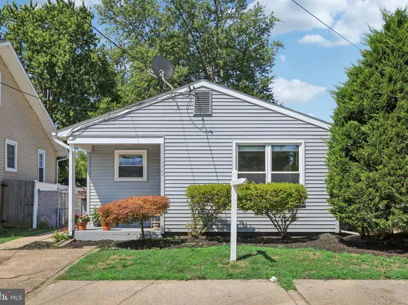 839 Orchard Ave, Runnemede, NJ 08078