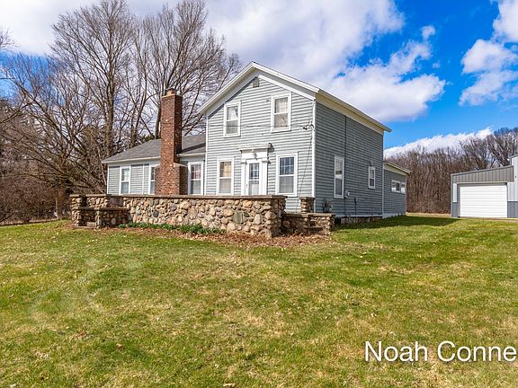 2nd image of 5295 Belding Rd NE