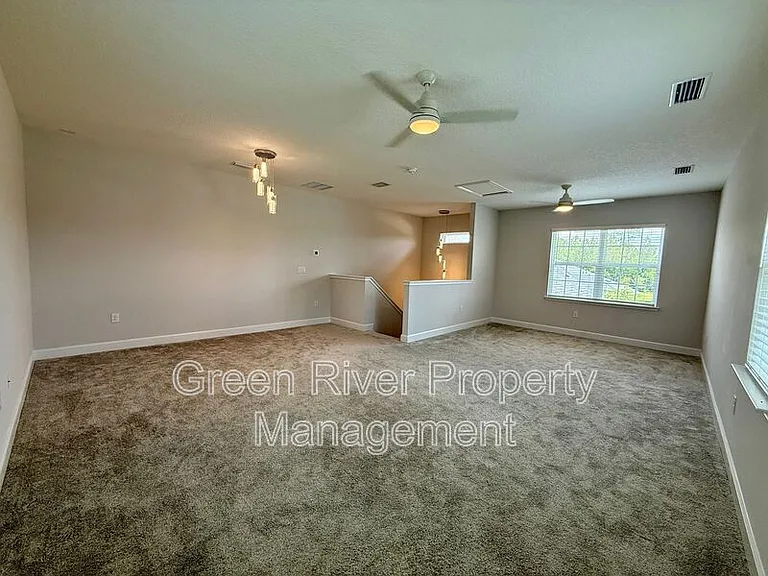 1818 Sandy Creek Pkwy — Photo 41