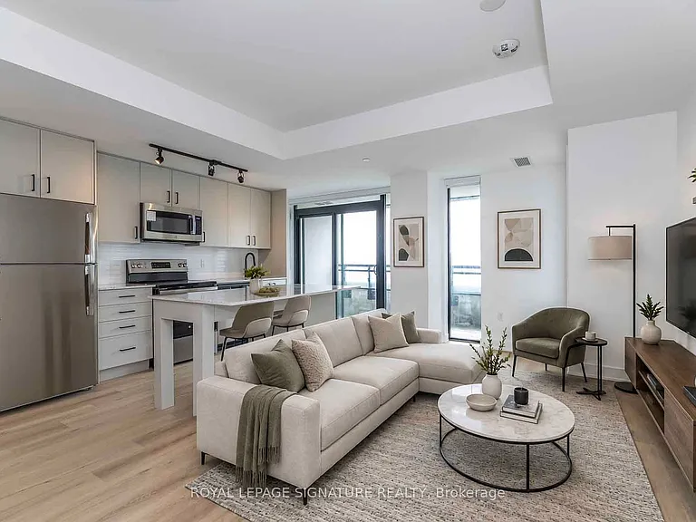 785 Dovercourt Rd #1105 — Photo 1