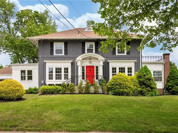 1144 Narragansett Blvd, Providence, RI 02905
