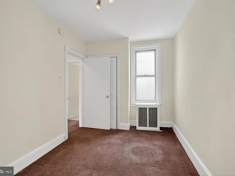 1519 Emily St — Photo 21