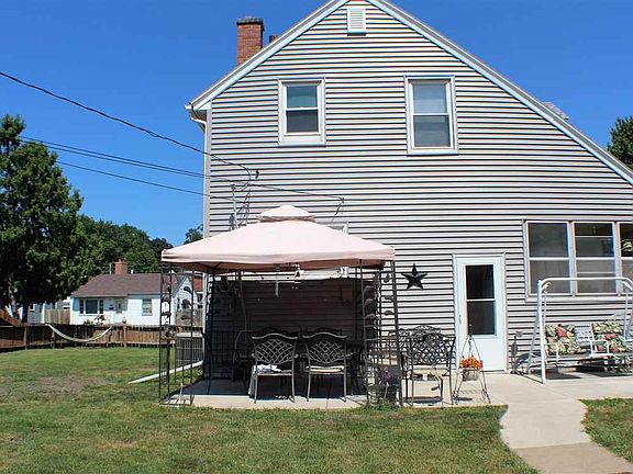 4th image of 130 S Birchwood Ave