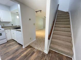 211 Church St APT A10, Chapel Hill, NC 27516