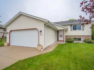 1531 Meridian Ave, West Bend, WI 53095