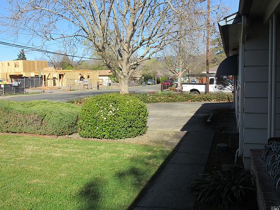 4th image of 275 W Gobbi St