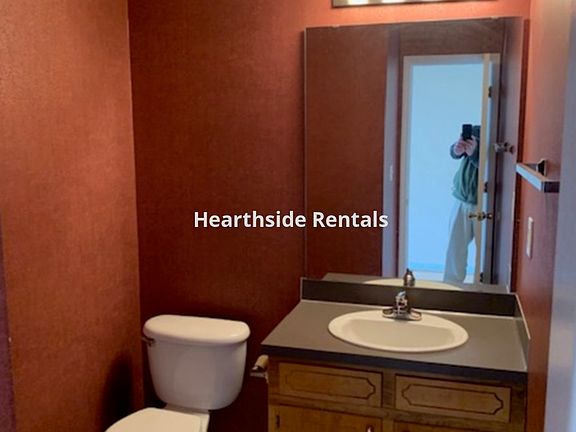 3rd image of 3951 Ooo1 Sterling Pointe Dr