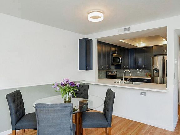 4th image of 865 Vista Montara Cir