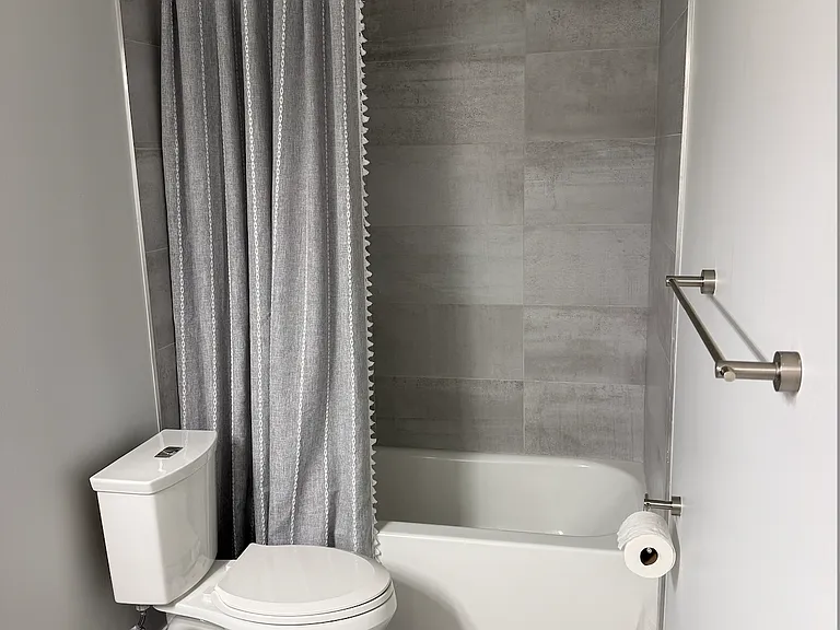 403 Dorchester Ct #109 — Photo 2