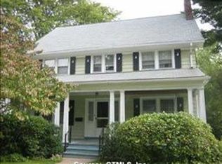 46 Riggs Ave, West Hartford, CT 06107