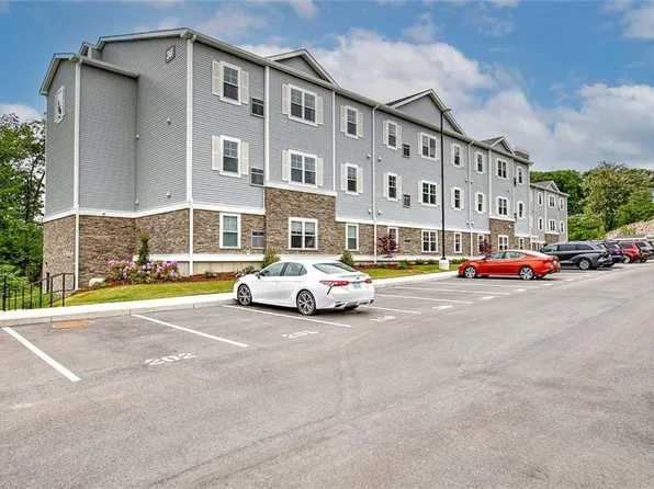 36 Old Louisquisset Pike #105, North Smithfield, RI 02896