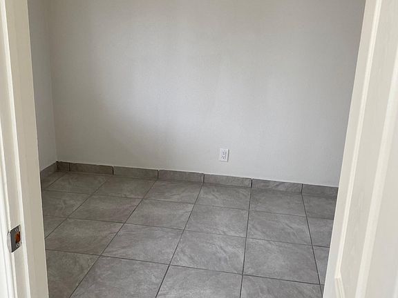 5th image of 6307 Cahuenga Blvd
