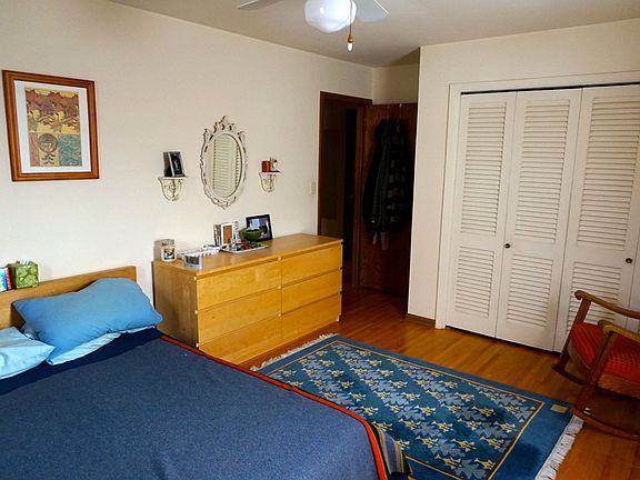 4th image of 2760 Xerxes Ave S APT 204