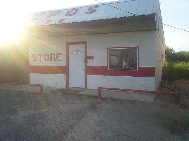 2nd image of 1212 N Flores St