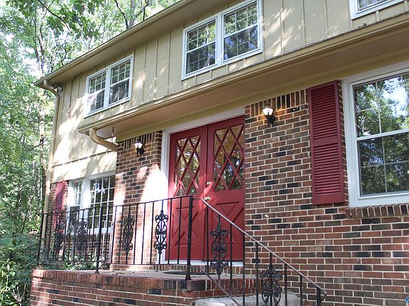 2nd image of 9533 Hemlock Dr SE