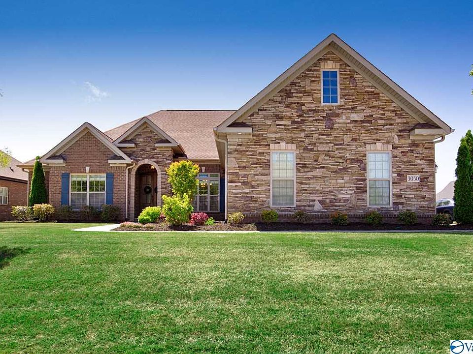 1st image of 3030 Laurel Cove Way SE