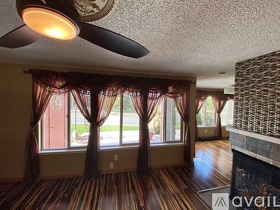 3rd image of 23509 Lakeview Dr Unit A104