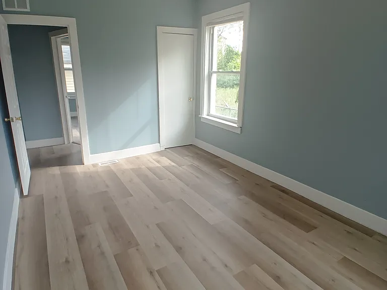 2417B Lasalle St #2417 — Photo 3