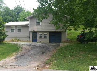 3941 Green Valley Rd, Huntington, WV 25701