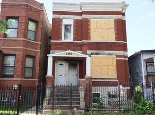 3452 W Walnut St, Chicago, IL 60624