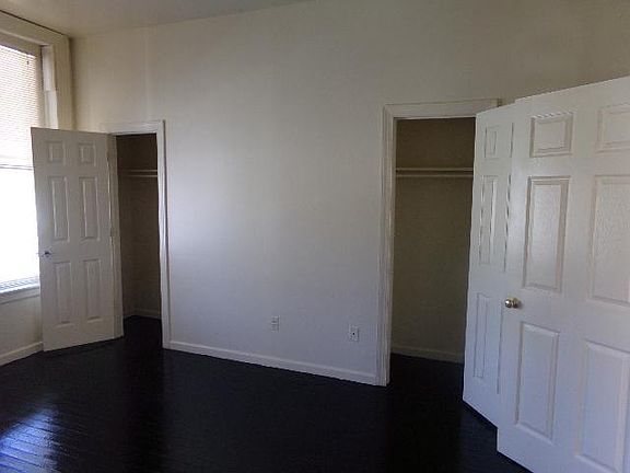 5th image of 716 W Washington St APT 1